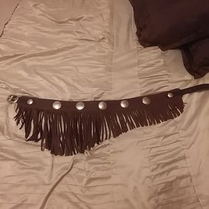 Leather fringe belt